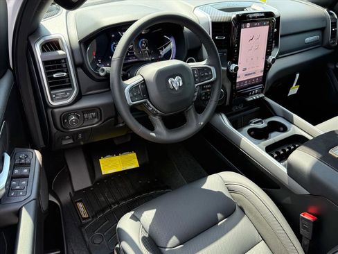 New 2026 RAM 1500 Big Horn AWD/4WD image 23