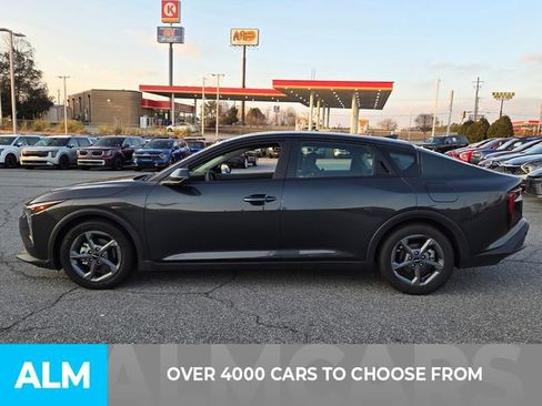 Used 2025 Kia K4 LXS image 3