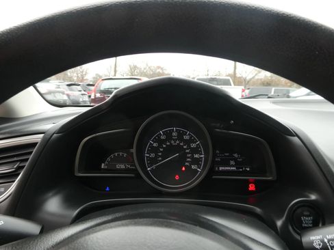 Used 2017 MAZDA MAZDA3 Sport image 17