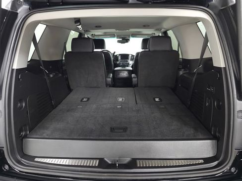 Used 2018 Chevrolet Tahoe LT w/ Luxury Package AWD/4WD image 7