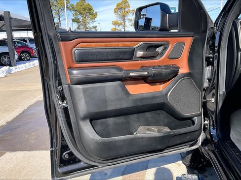 Used 2020 RAM 1500 Limited image 21