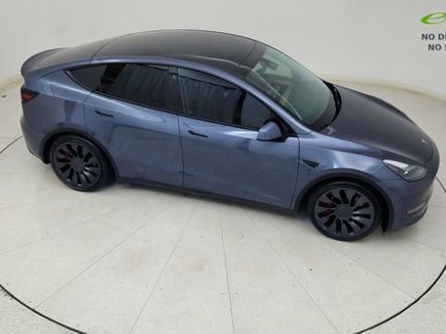 Used 2023 Tesla Model Y Performance image 73