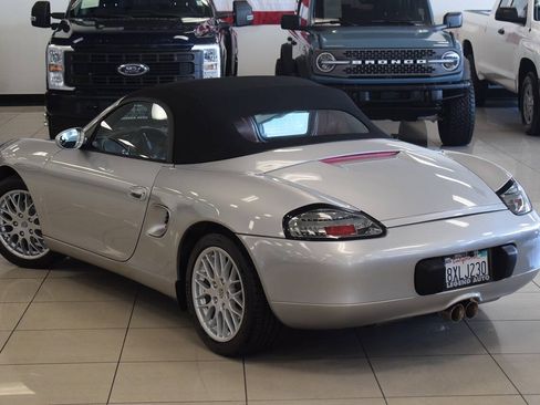 Used 2002 Porsche Boxster RWD image 5