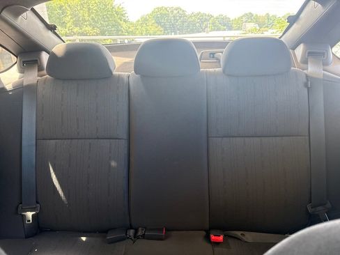 Used 2011 Ford Focus SE w/ 201A Rapid Spec Order Code FWD image 23