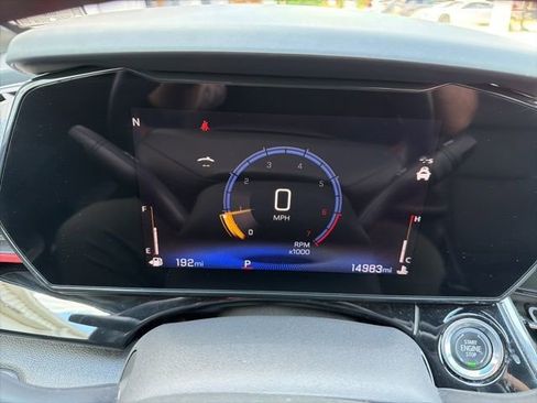 Used 2024 Chevrolet Trax RS w/ Sunroof Package image 27