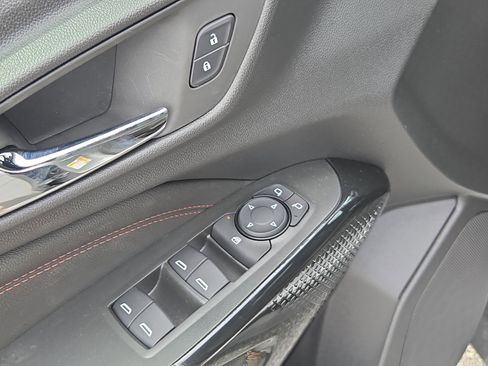 New 2026 Chevrolet Trax RS w/ Driver Confidence Package FWD image 19