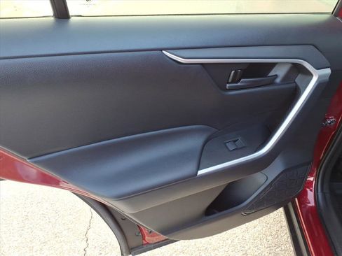 Used 2024 Toyota RAV4 LE image 22