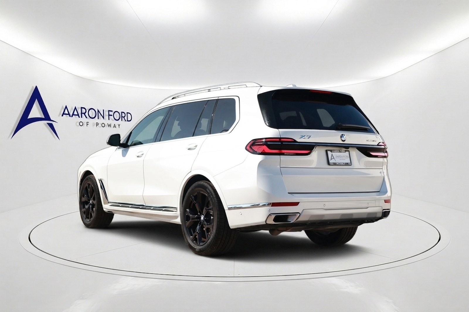 Used 2026 BMW X7 xDrive40i AWD/4WD image 7