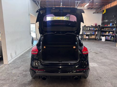 Used 2017 Ford Focus RS AWD/4WD image 21