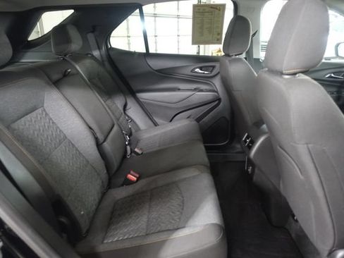 Used 2024 Chevrolet Equinox LT FWD image 23