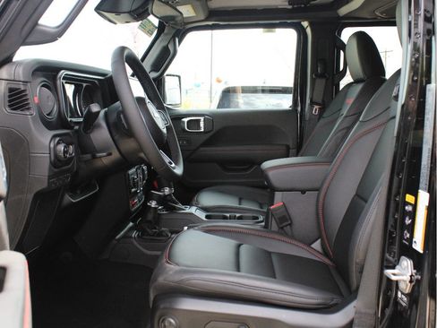 New 2026 Jeep Gladiator Rubicon AWD/4WD image 11