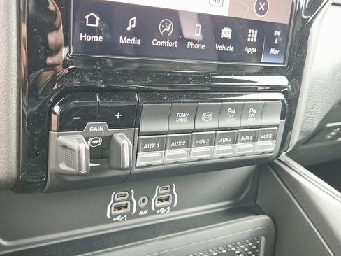 New 2026 RAM 3500 Laramie w/ Sport Appearance Package AWD/4WD image 29