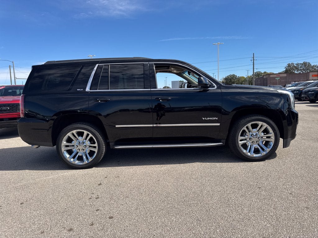 Used 2018 GMC Yukon SLT w/ Premium Edition RWD image 7