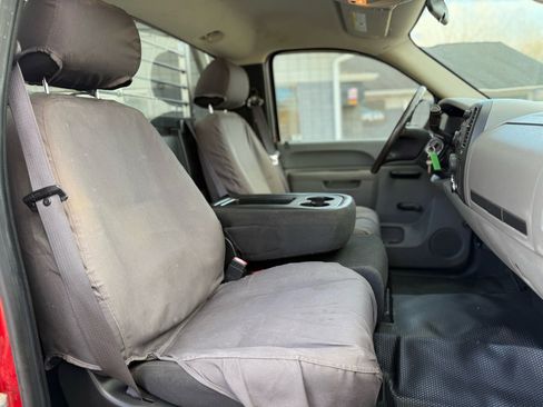 Used 2011 Chevrolet Silverado 1500 W/T image 14