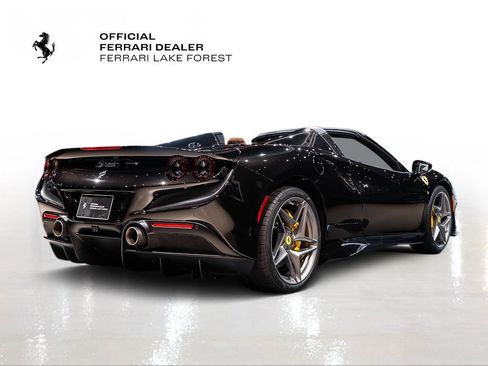 Certified 2022 Ferrari F8 Tributo image 10