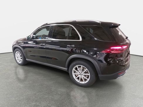 Used 2024 Mercedes-Benz GLE 450e 4MATIC image 5