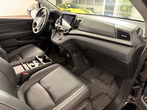 Used 2023 Honda Odyssey EX-L image 38
