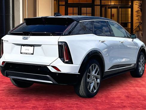New 2027 Cadillac Optiq Luxury RWD image 6