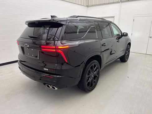 Used 2024 Chevrolet Traverse RS AWD/4WD image 10