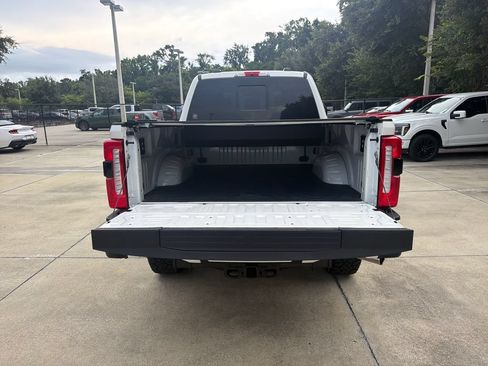 Used 2024 Ford F250 Lariat w/ Lariat Ultimate Package AWD/4WD image 32