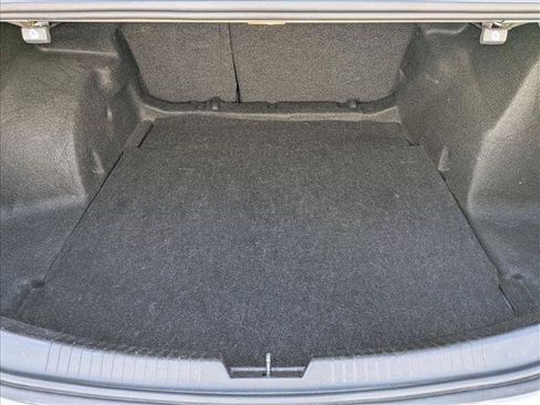Used 2019 Chevrolet Malibu LT FWD image 6