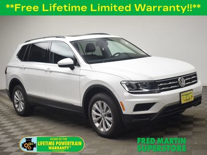 Used 2018 Volkswagen Tiguan SE w/ Panoramic Sunroof Package