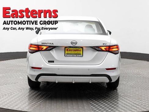 Used 2024 Nissan Sentra SV FWD image 6