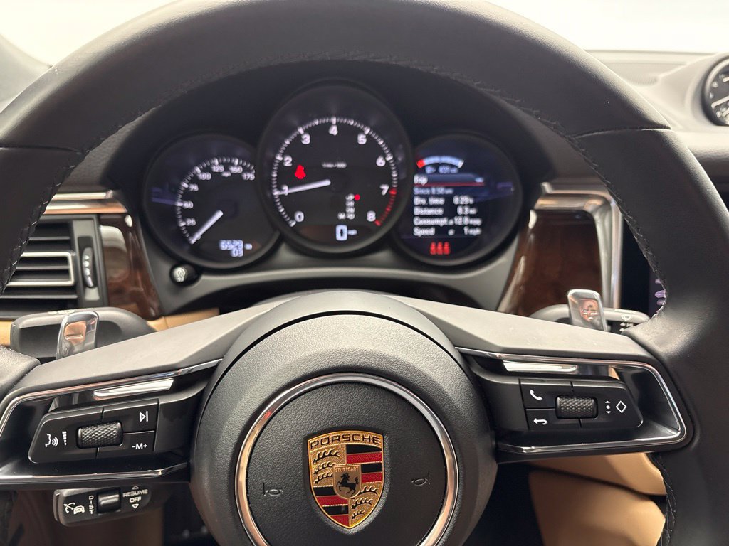 Certified 2026 Porsche Macan AWD/4WD image 31