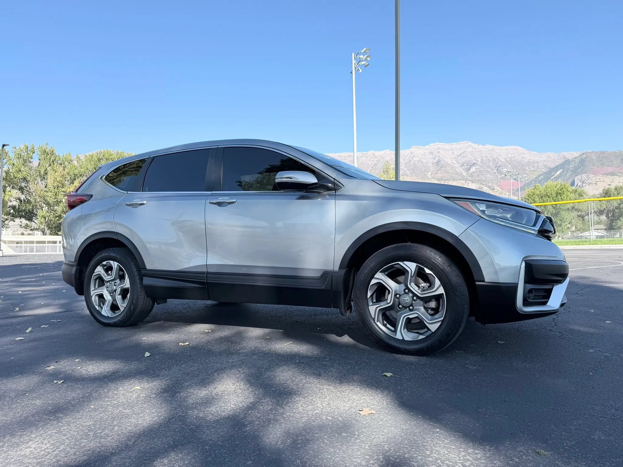 Used 2021 Honda CR-V EX image 3