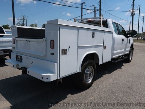 Used 2020 Ford F250 XL w/ Power Equipment Group AWD/4WD image 5