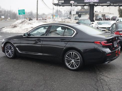 Used 2023 BMW 540i xDrive w/ Premium Package image 13