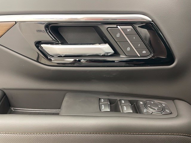 New 2026 Chevrolet Tahoe High Country w/ Sun And Tow Package AWD/4WD image 15