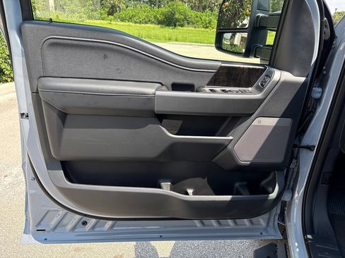 New 2026 Ford F250 Lariat w/ Black Appearance Package AWD/4WD image 23