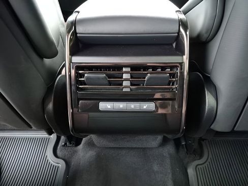 Used 2023 Land Rover Range Rover Sport SE Dynamic image 21