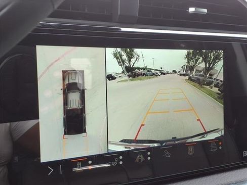 New 2025 GMC Sierra 3500 Denali w/ Denali Reserve Package image 6