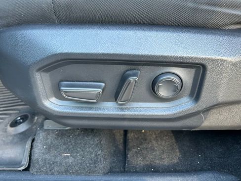 Used 2025 Toyota Tundra SR5 w/ SR5 Convenience Package image 16