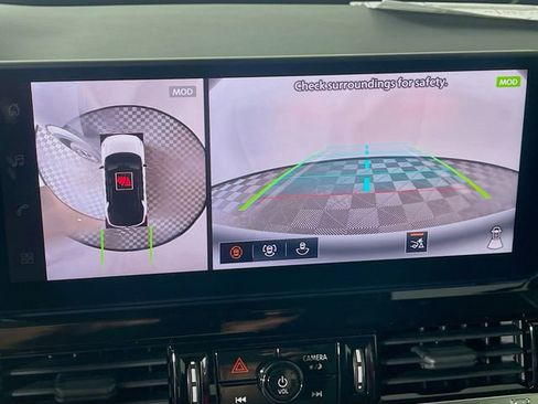 New 2026 Nissan Pathfinder Platinum image 10