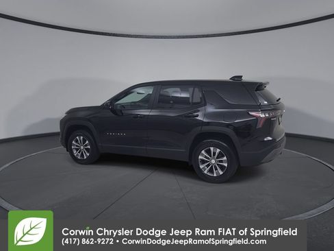 Used 2026 Chevrolet Equinox LT FWD image 10