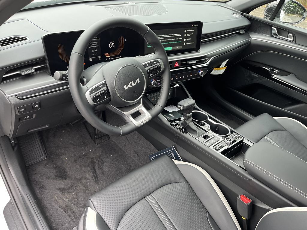 New 2026 Kia K5 GT-Line w/ GT-Line Premium Package FWD image 9