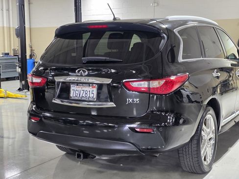 Used 2013 INFINITI JX35 Base w/ Premium Pkg image 11