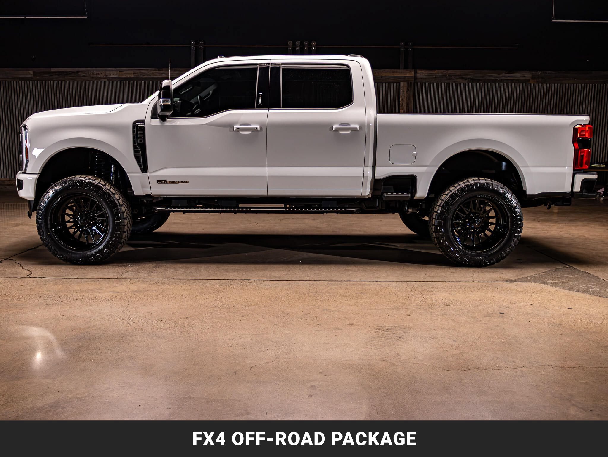 Used 2024 Ford F250 Lariat w/ Sport Appearance Package AWD/4WD image 6