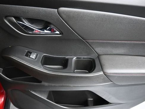 Used 2023 Chevrolet Traverse RS image 51