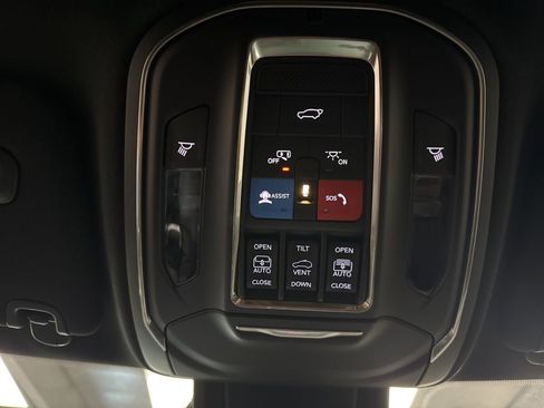 New 2026 Jeep Cherokee Laredo AWD/4WD image 25