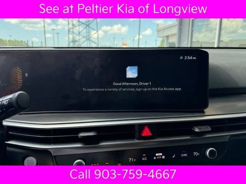 Certified 2025 Kia Sorento S FWD image 11