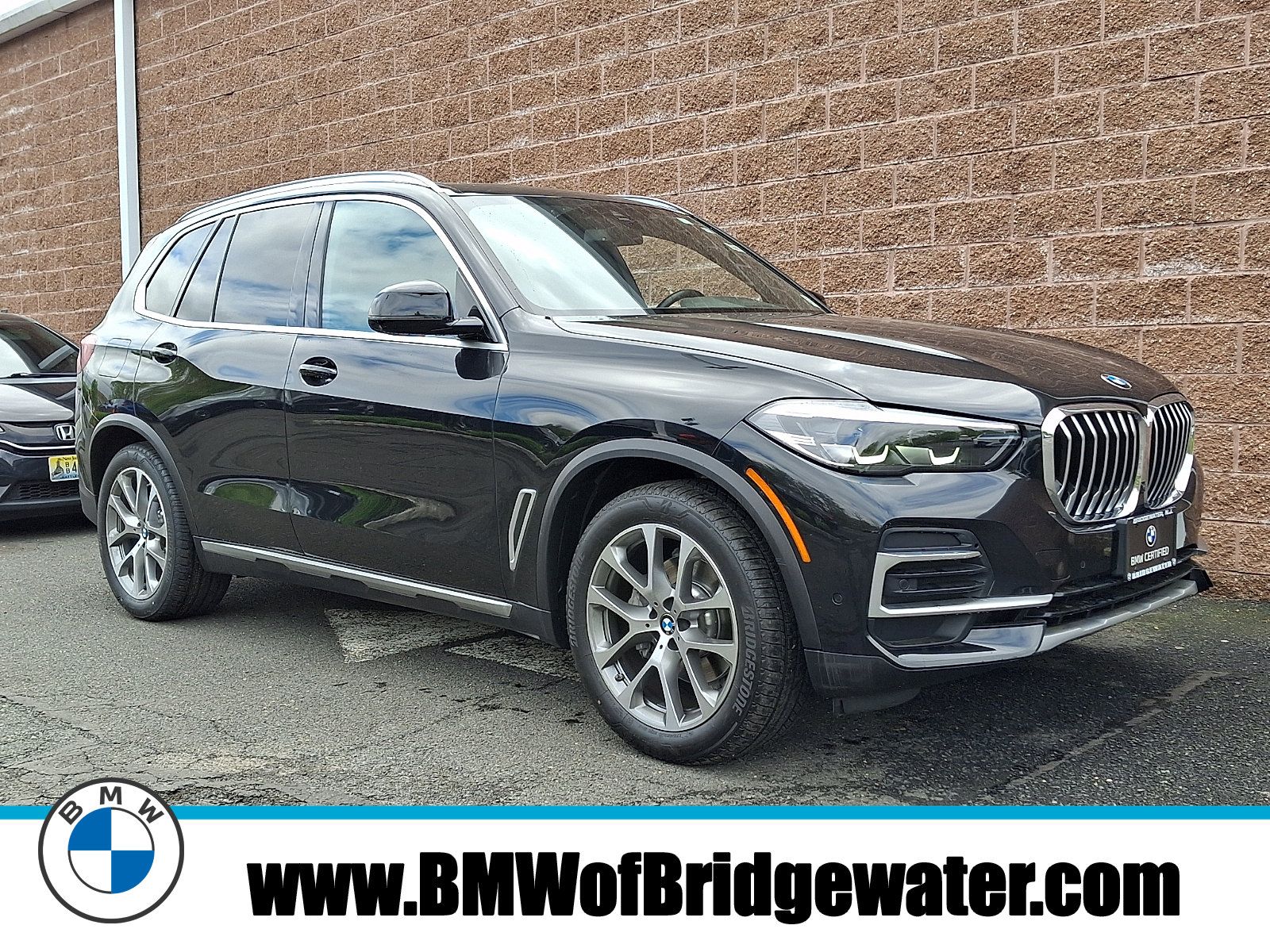 Certified 2023 BMW X5 xDrive40i w/ Premium Package AWD/4WD image 1