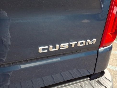 Used 2020 Chevrolet Silverado 1500 Custom w/ Custom Value Package image 17