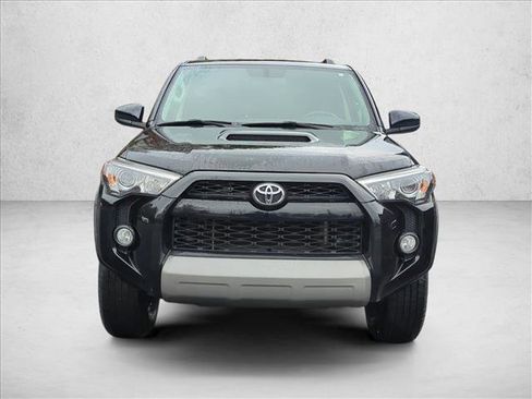 Used 2019 Toyota 4Runner TRD Off-Road image 2