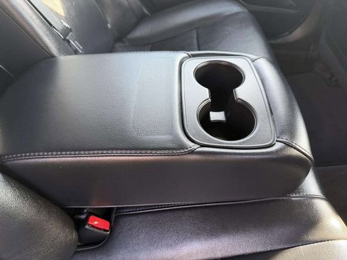 Used 2015 Toyota Avalon XLE image 24