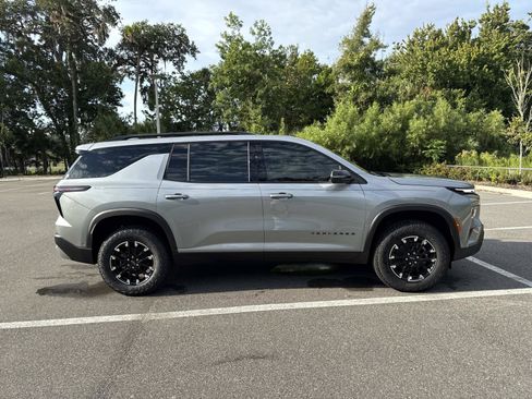 Used 2026 Chevrolet Traverse Z71 w/ Enhanced Driving Package AWD/4WD image 2