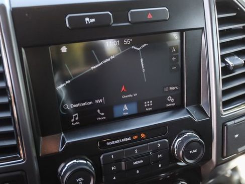 Used 2017 Ford F150 XLT w/ Equipment Group 302A Luxury AWD/4WD image 38